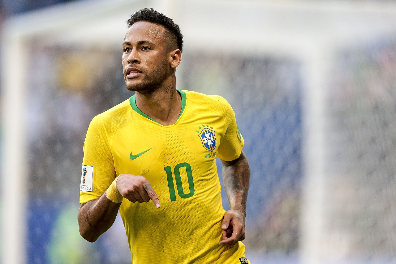 全队努力的 全队努力的